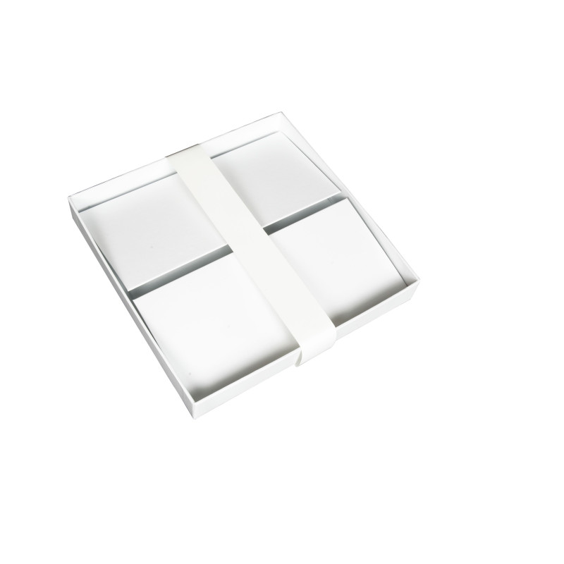 Geschenkbox mit starrem Deckel